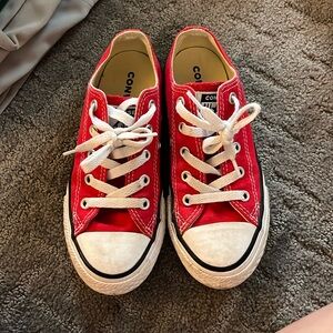 Boys converse